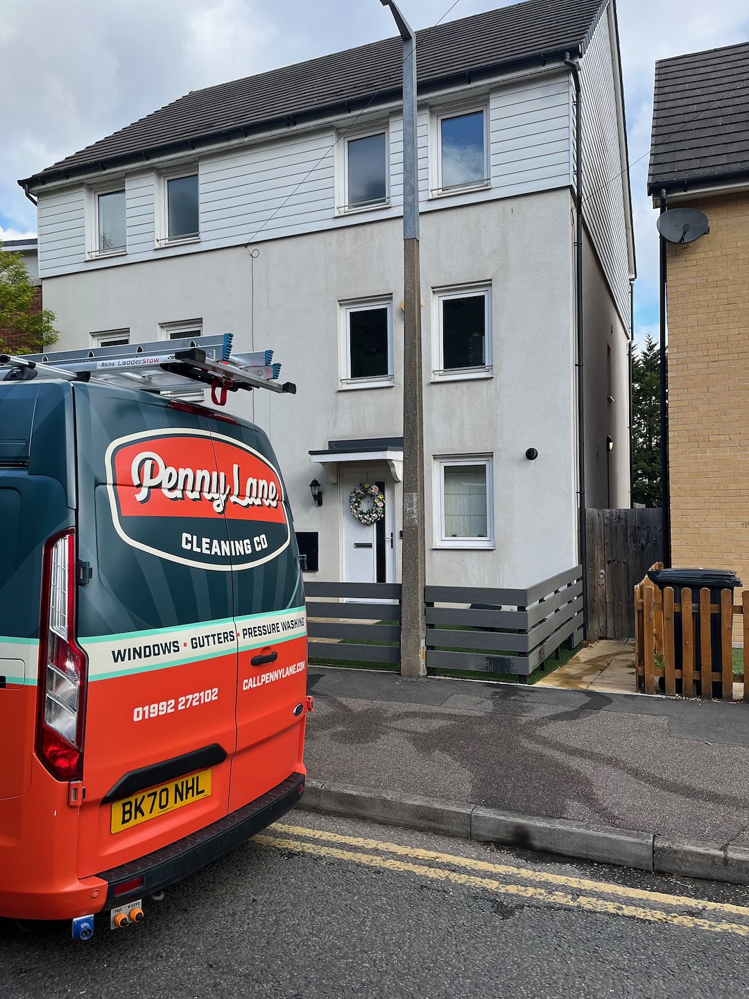 Professional 4-weekly Window Cleaning for a semi-detached house on Bowhill Way, Harlow Thumbnail
